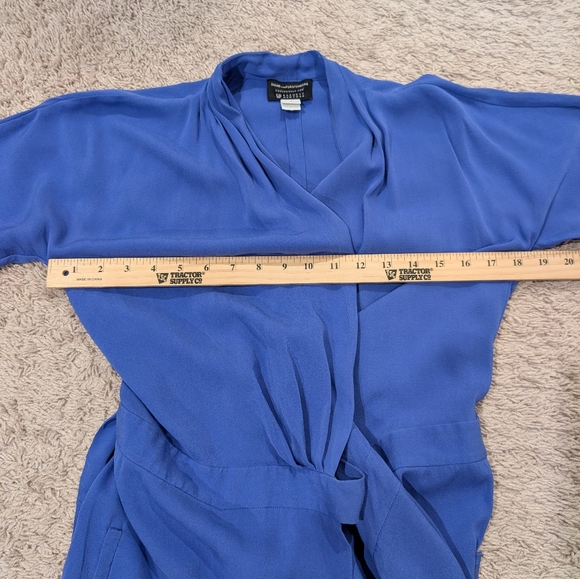 DIANE VON FURSTENBERG Glennis 100% Silk Wrap Maxi Dress in Cornflower Blue - Picture 11 of 13